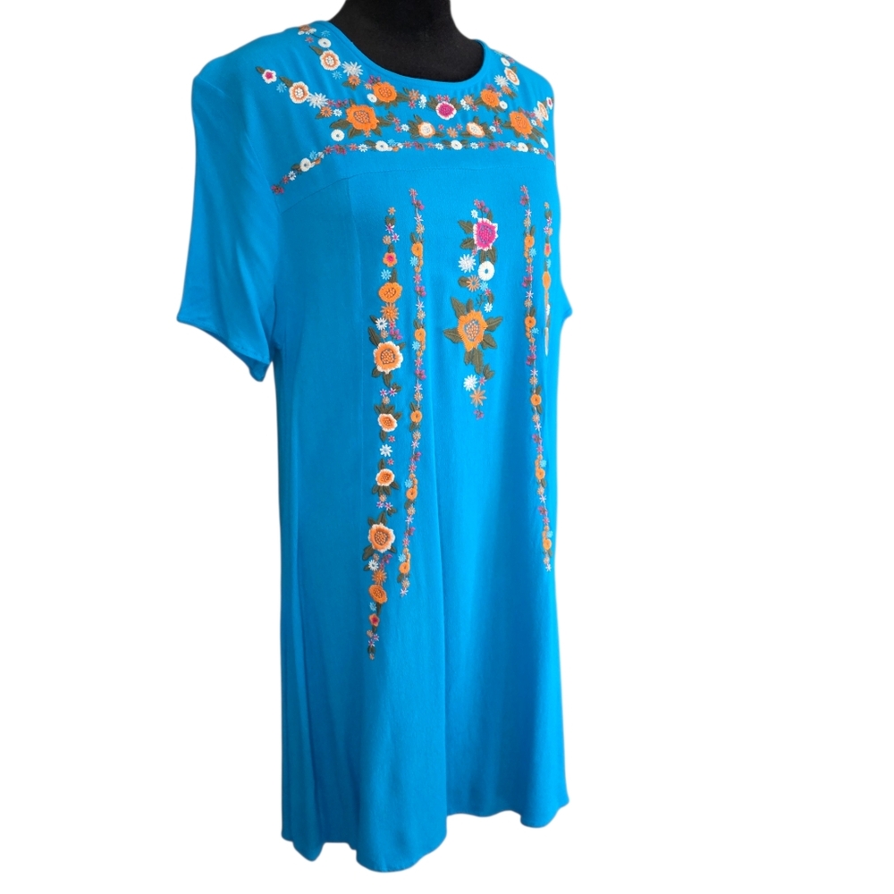 Umgee Embroidered Floral Shift Dress Turquoise Rayon Size S Summer Boho Casual - Picture 2 of 8